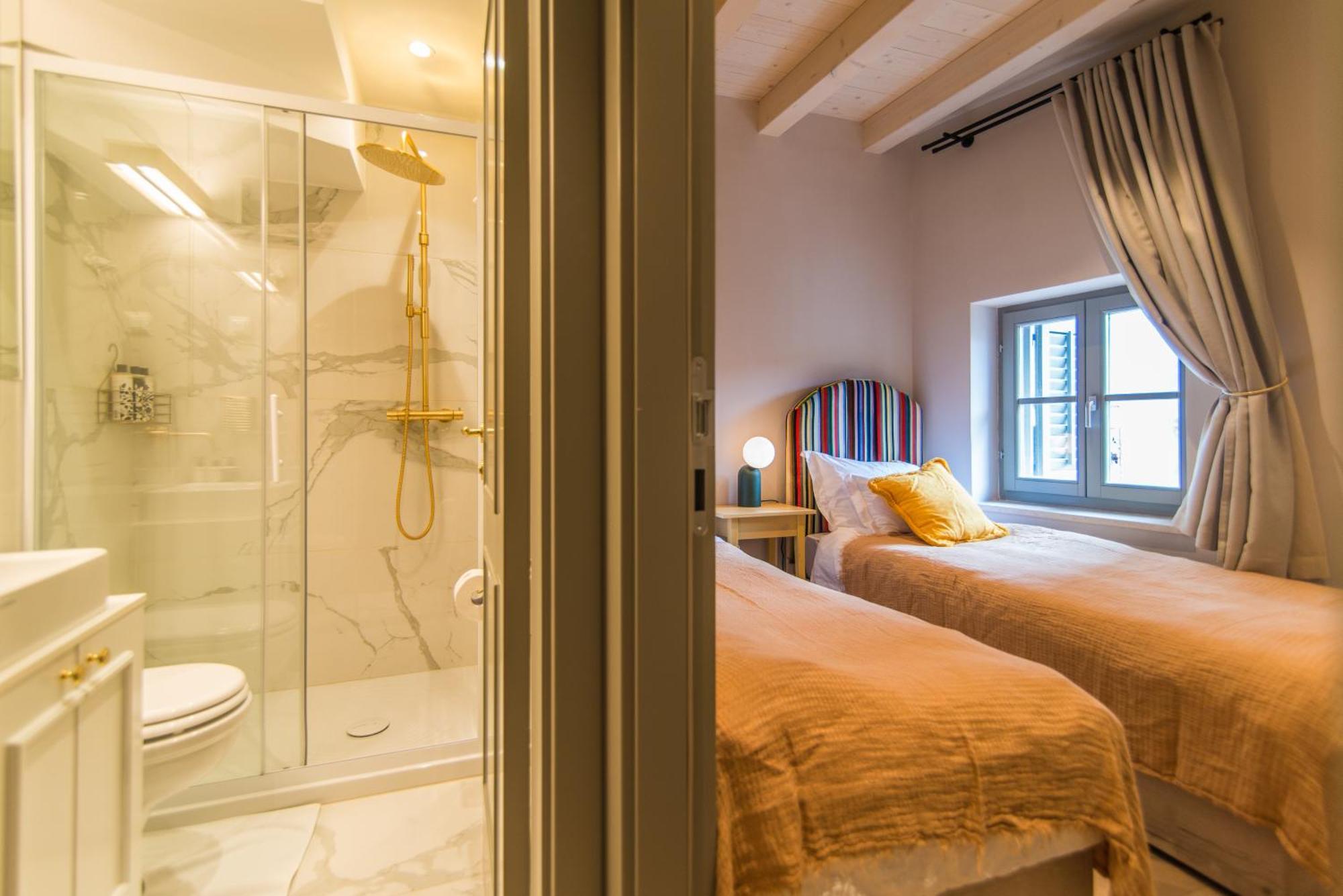 The Melegran Hotel Rovinj Bagian luar foto